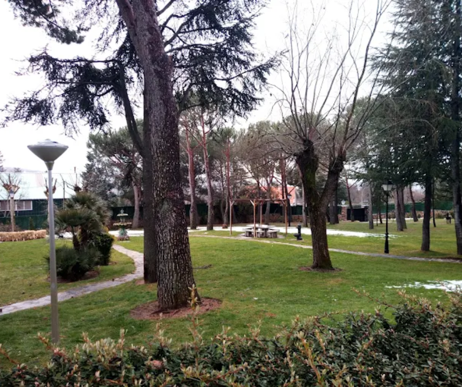 MANSION LONGINOS PISCINA